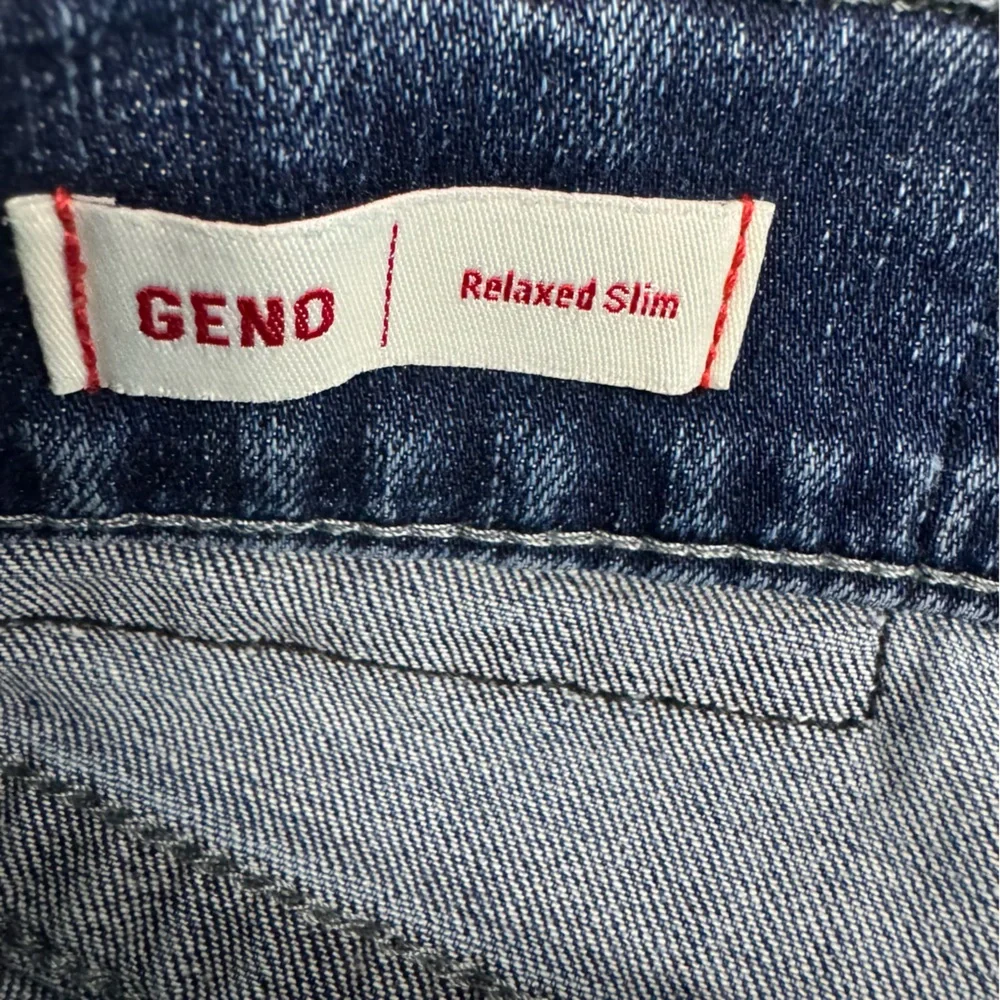 True Religion Men's Geno Straight Slim Blue Jeans Size 32 Classic Y2k Streetwear